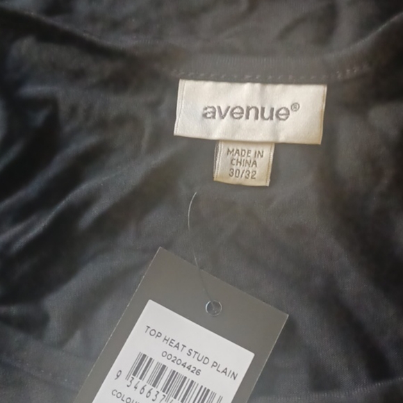 Avenue Black Stud Detail Blouse - Picture 4 of 5